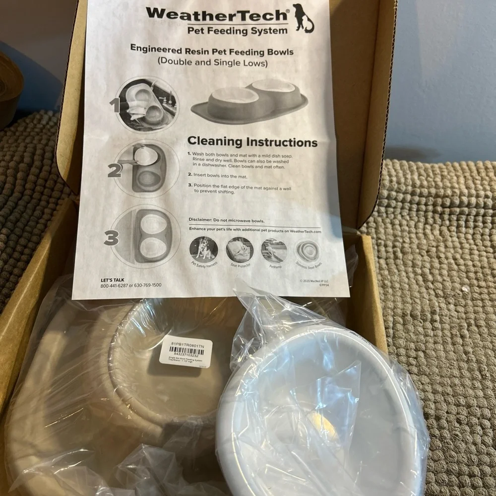 WeatherTech Small Low Pet Feeding Bowl And Mat Tan And BPA free Plastic 8 Oz